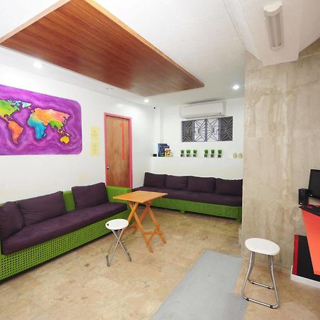 Mnl Boutique Hostel Makati City Extérieur photo